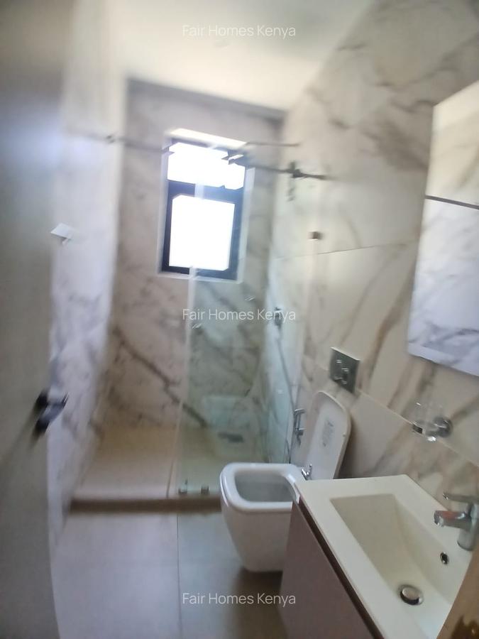 4 Bed Townhouse with En Suite at Lavington Green - 16