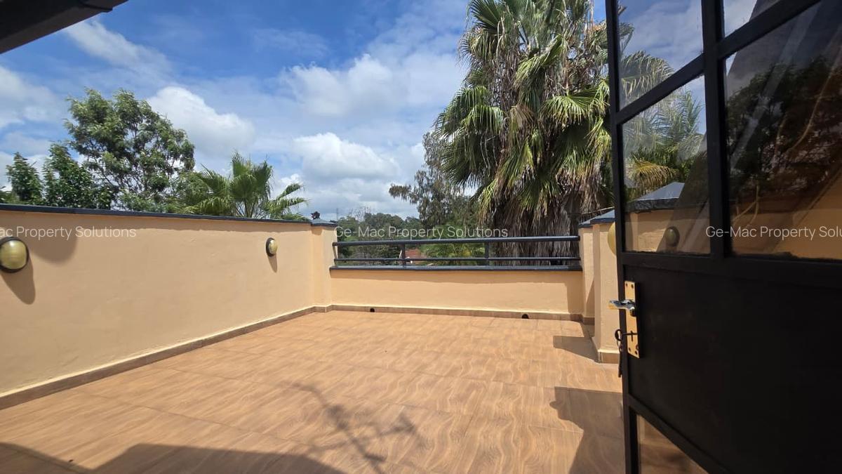 6 Bed Townhouse with En Suite in Lavington - 11