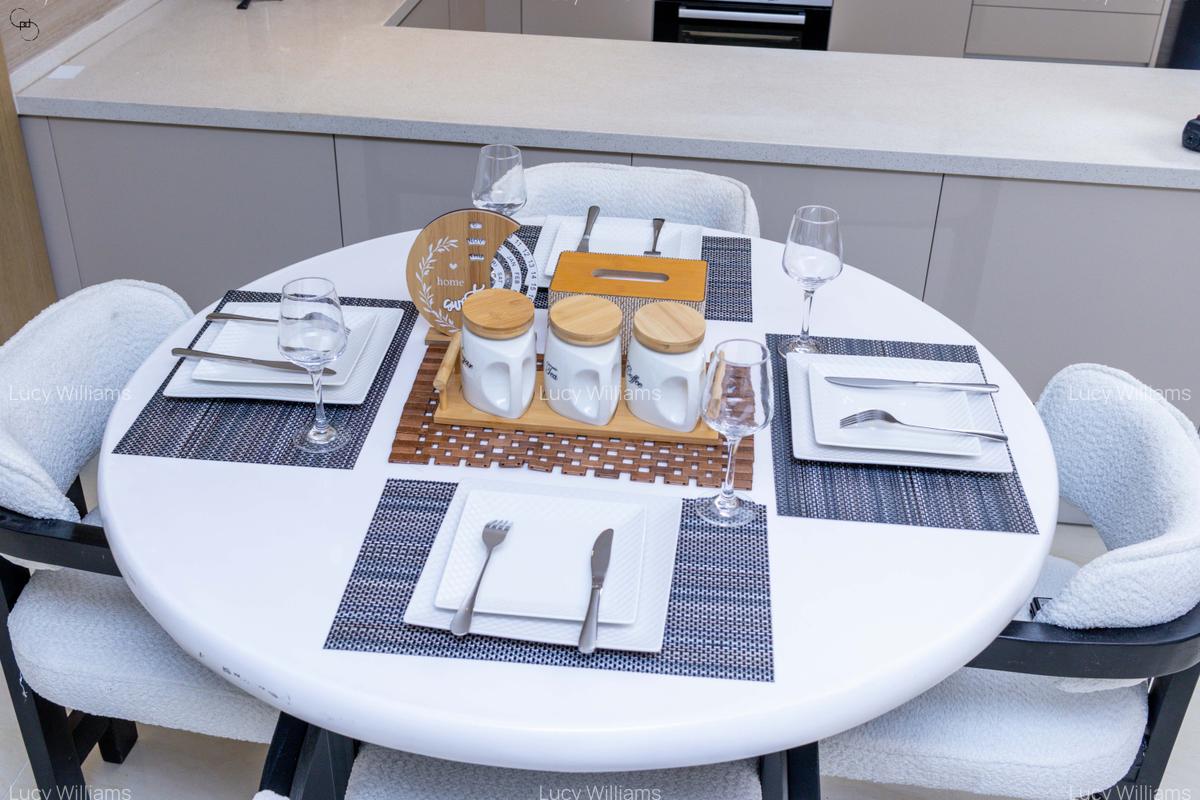 Serviced 2 Bed Apartment with En Suite at Gtc Residence - 8