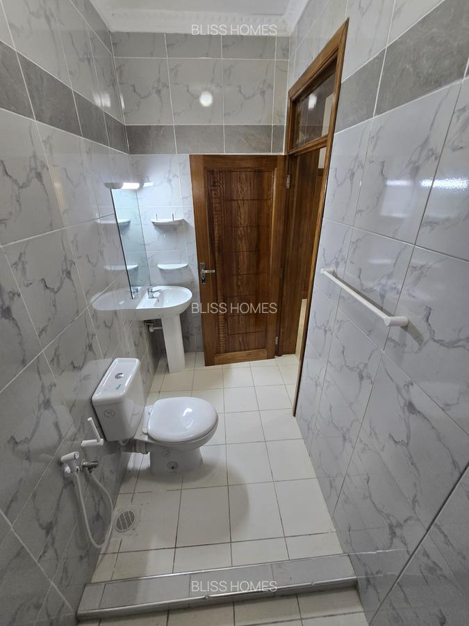 4 Bed Apartment with En Suite at Nyali Road - 5