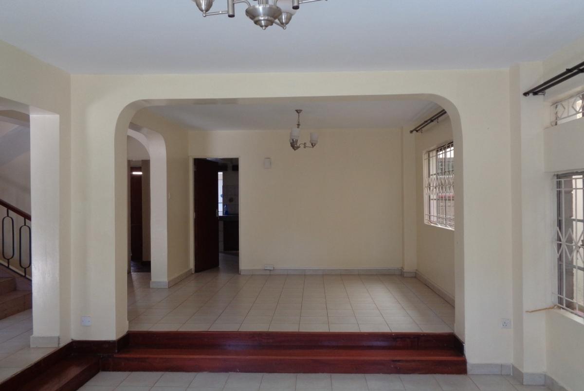 5 Bed Townhouse with En Suite in Lavington - 4