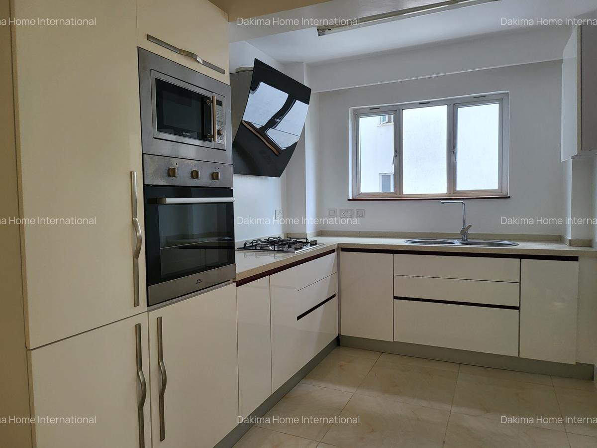 1 Bed Apartment with En Suite in Rhapta Road - 2