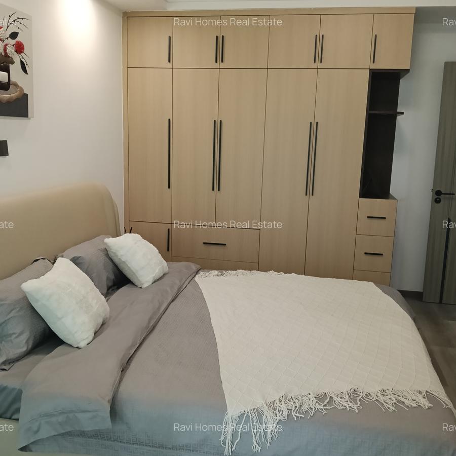 2 Bed Apartment with En Suite in Lavington - 13