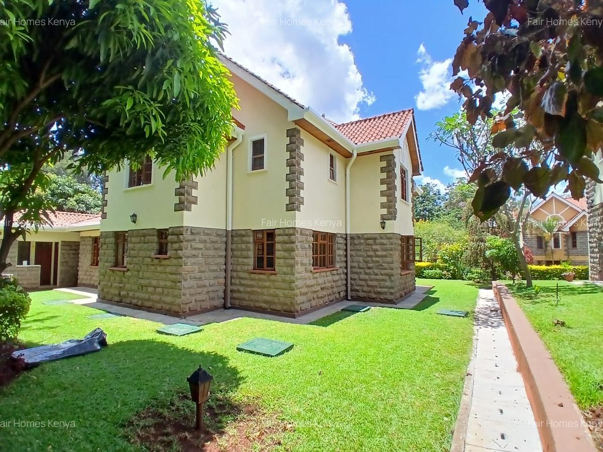 4 Bed Townhouse with En Suite at James Gichuru - 9