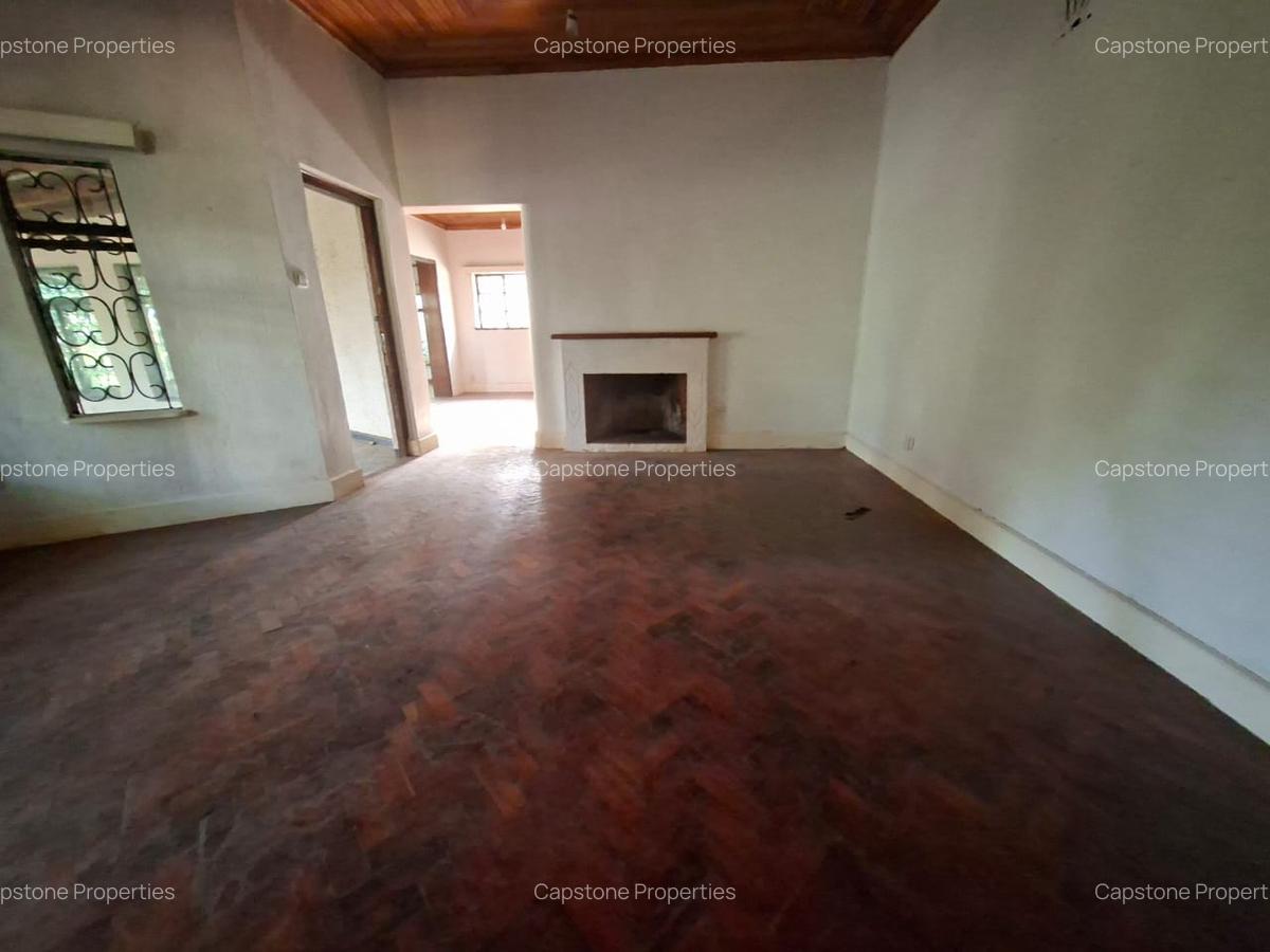 3 Bed House with En Suite in Spring Valley - 11