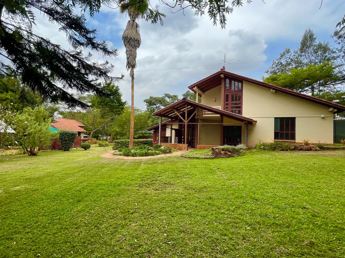 4 Bed Villa with En Suite in Windsor - 14