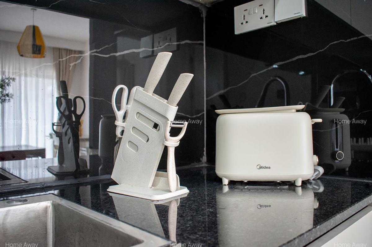 Furnished 1 Bed Apartment with Swimming Pool at Kindaruma Road - 12