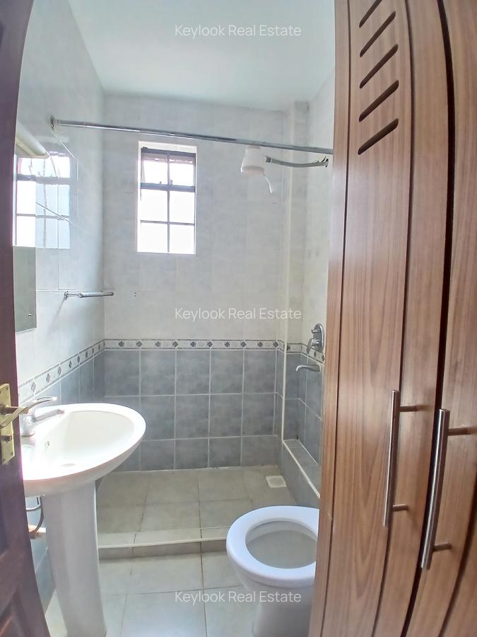 2 Bed Apartment with En Suite at Lavington - 13