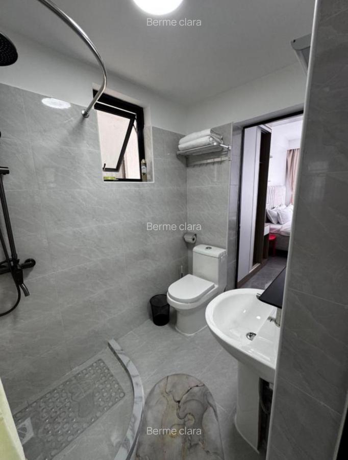 Serviced 2 Bed Apartment with Swimming Pool at Brickford Heights - 4