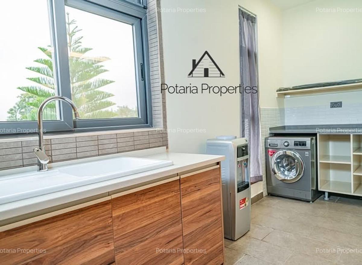 Serviced 2 Bed Apartment with En Suite in Spring Valley - 3