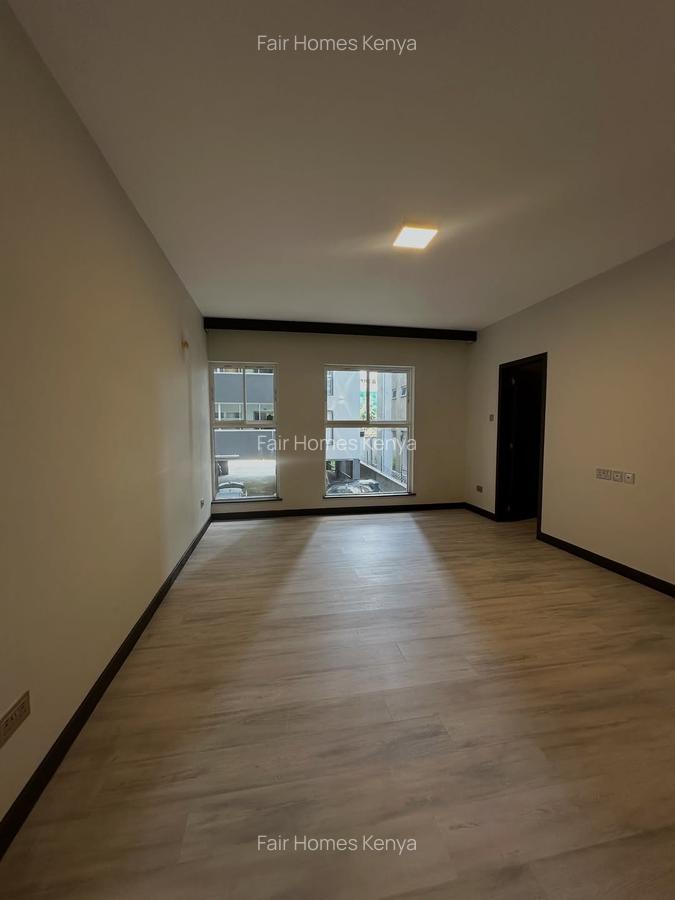 3 Bed Apartment with En Suite at Riverside Drive - 7