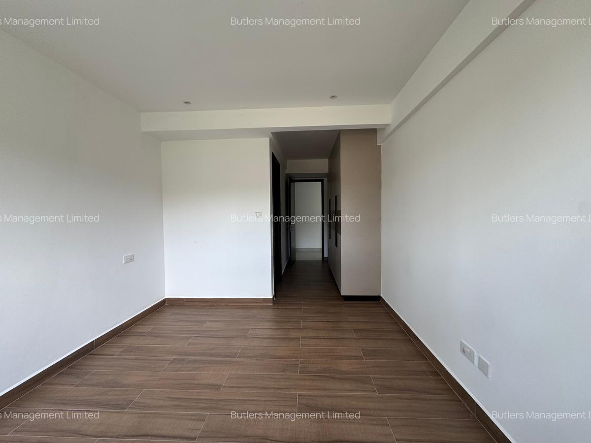 3 Bed Apartment with En Suite in General Mathenge - 16