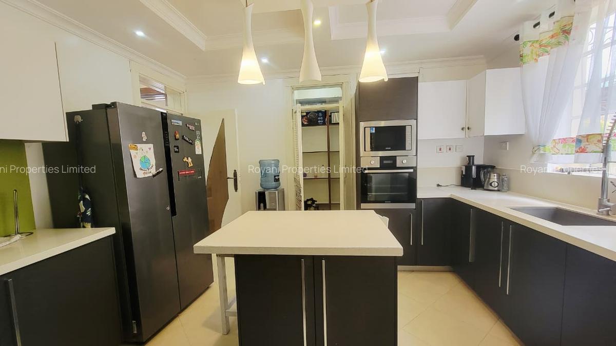 4 Bed House with En Suite in Kiambu Road - 5