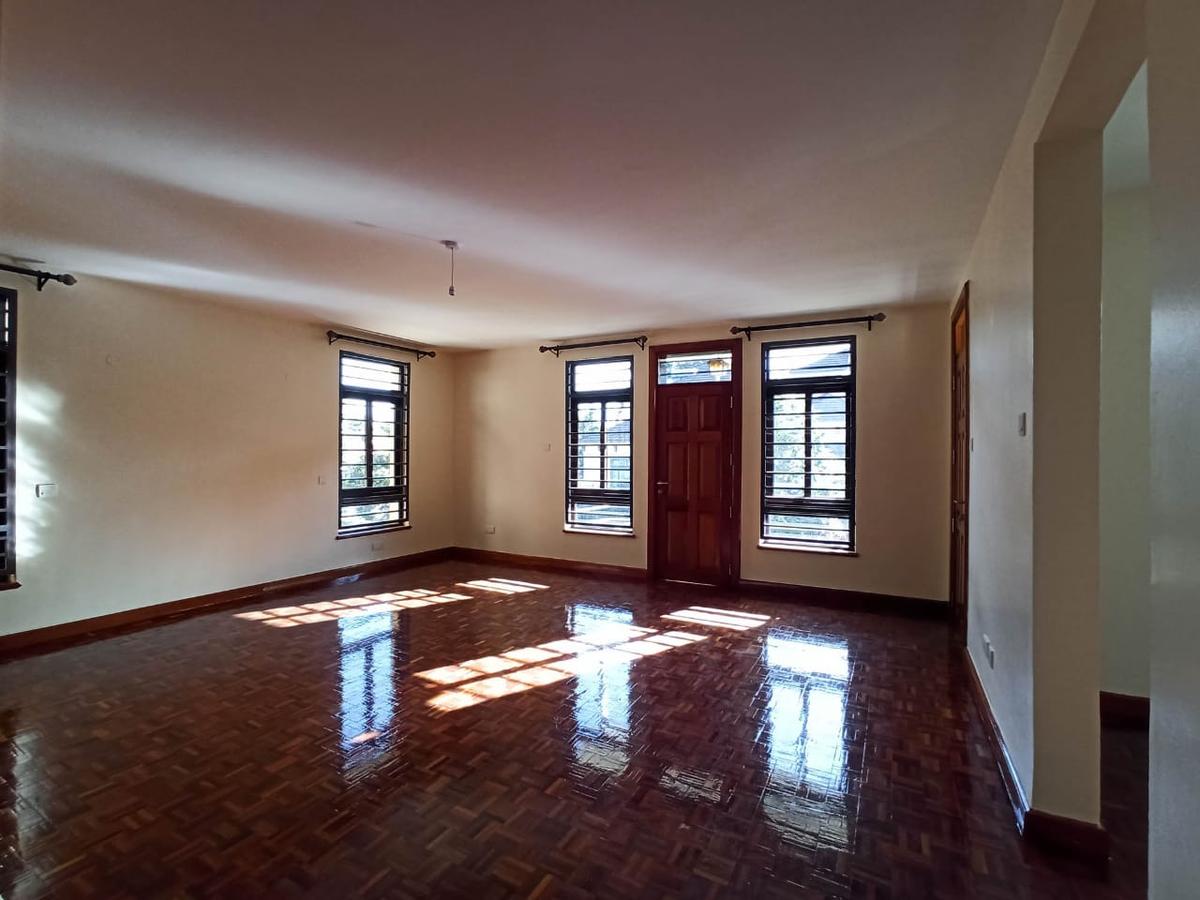 5 Bed Townhouse with En Suite in Lavington - 5