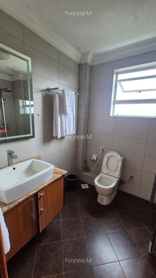 Serviced 2 Bed Apartment with En Suite in Runda - 9