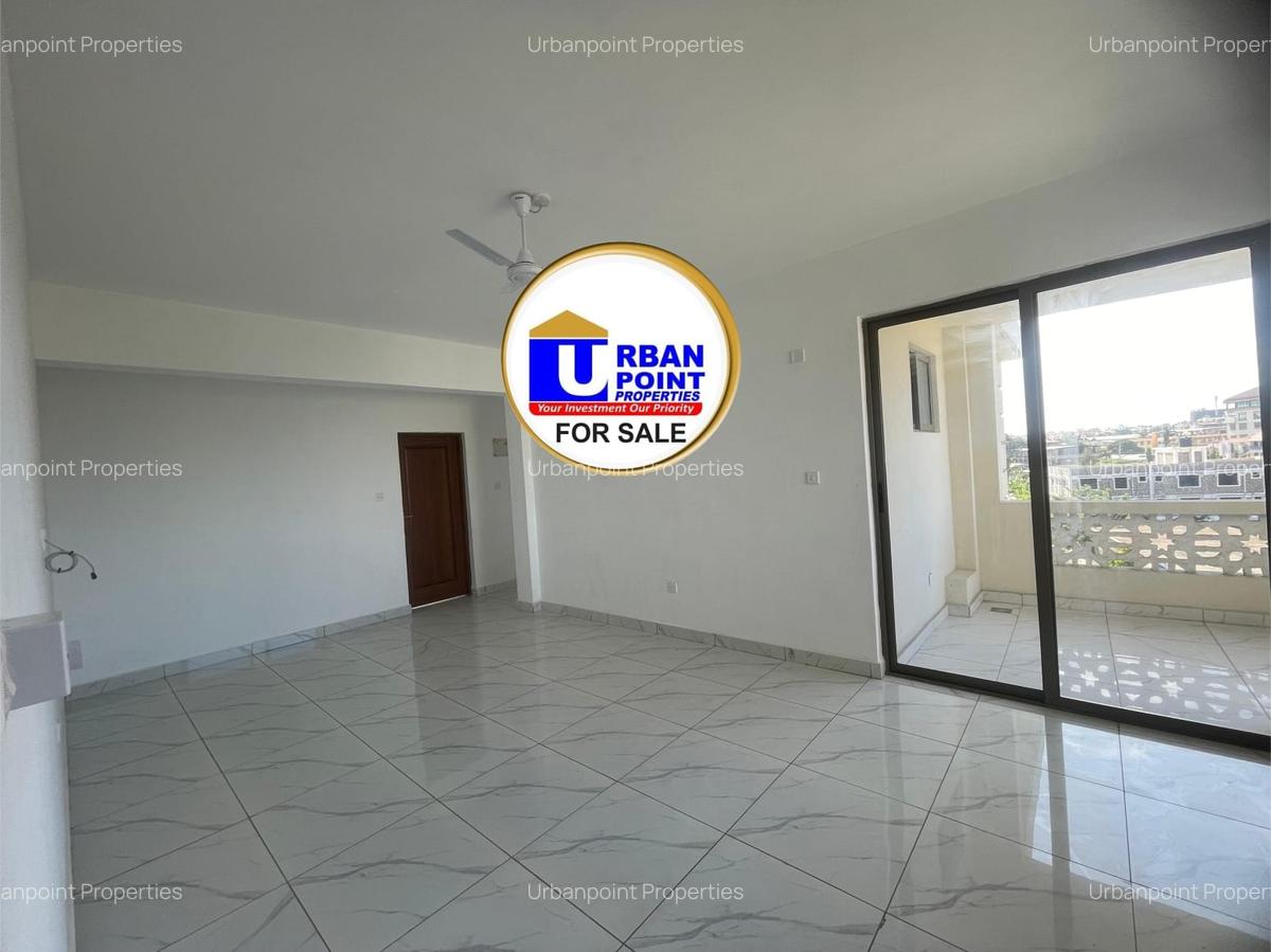 3 Bed Apartment with En Suite in Bamburi - 13