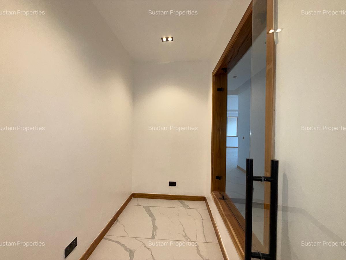 5 Bed Apartment with En Suite in Spring Valley - 11
