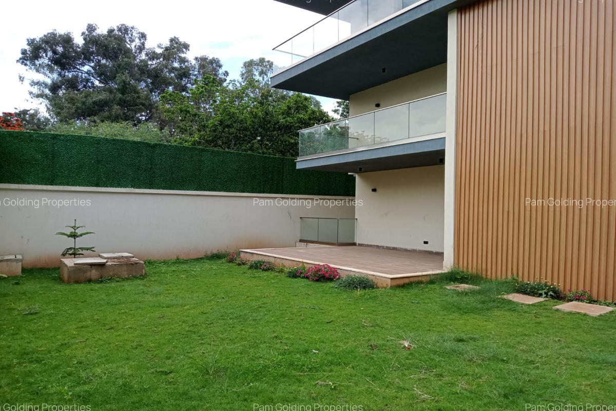 5 Bed Townhouse in Lavington - 5