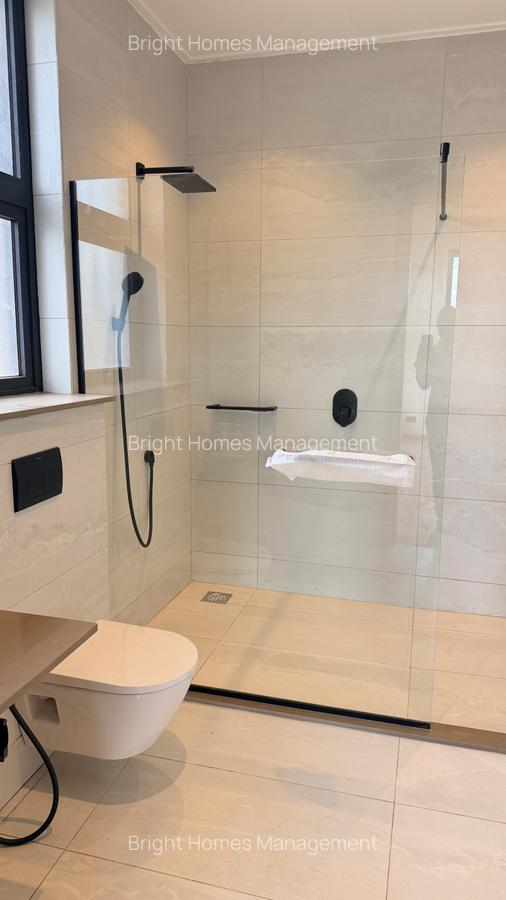 4 Bed Villa with En Suite in Loresho - 15