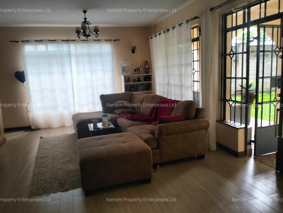 4 Bed Townhouse with En Suite in Lavington - 19