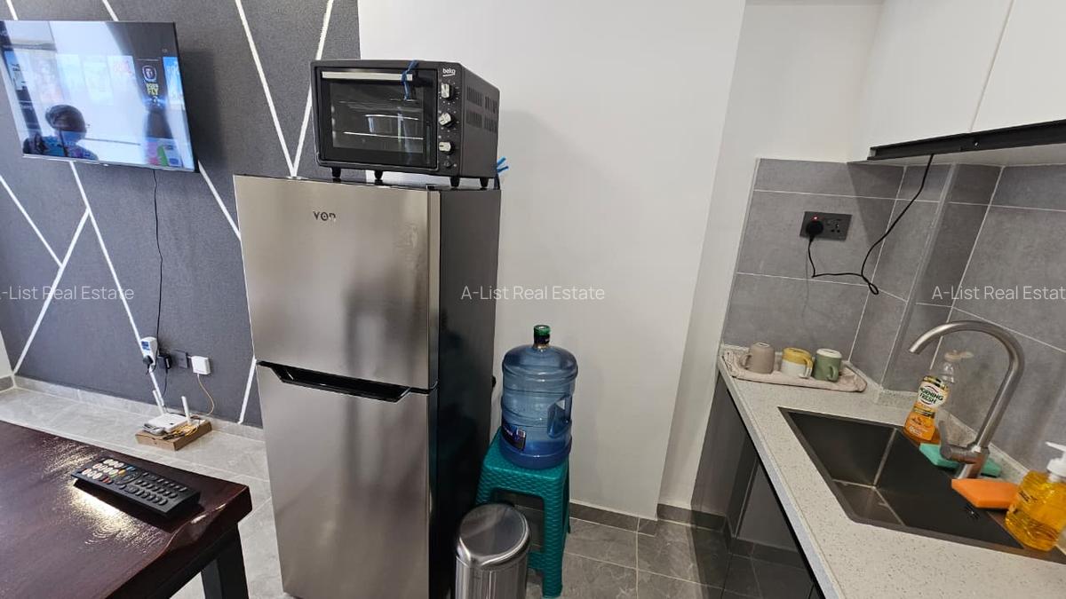 1 Bed Apartment with En Suite at Valley Arcade - 16