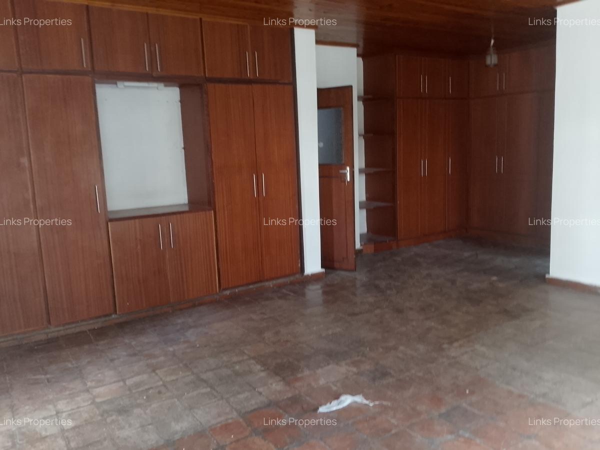 3 Bed House with En Suite at Karen - 13