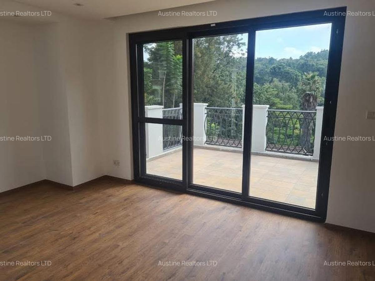 5 Bed Townhouse with En Suite at Peponi Road - 16