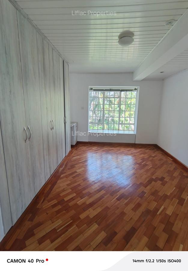 4 Bed House with En Suite in Gigiri - 11