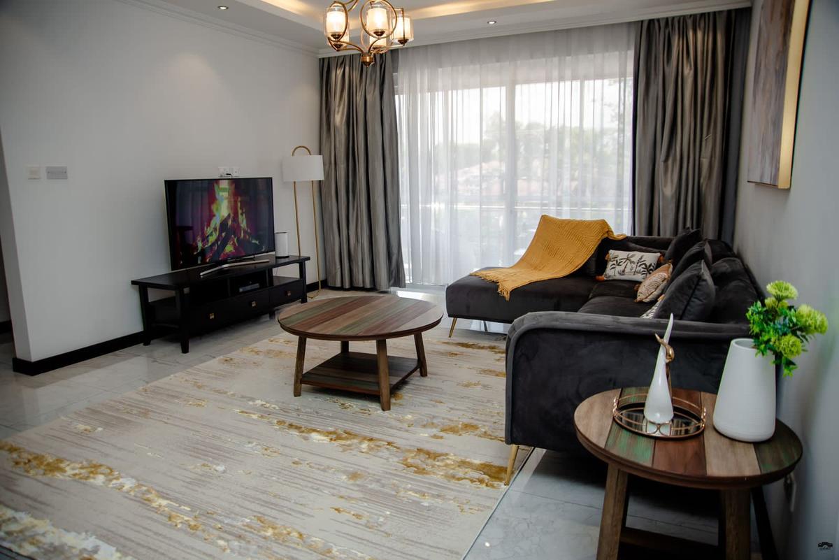 Serviced 2 Bed Apartment with En Suite at Brookside - 3
