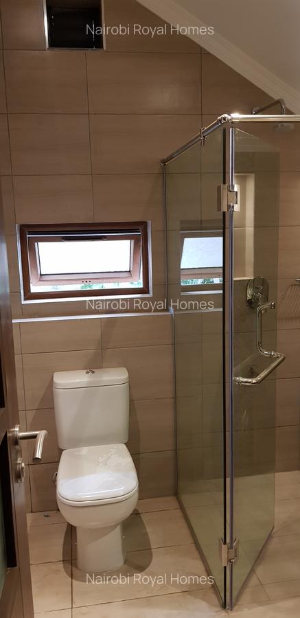 5 Bed Townhouse with En Suite at Lifestyle Townhouse - 3