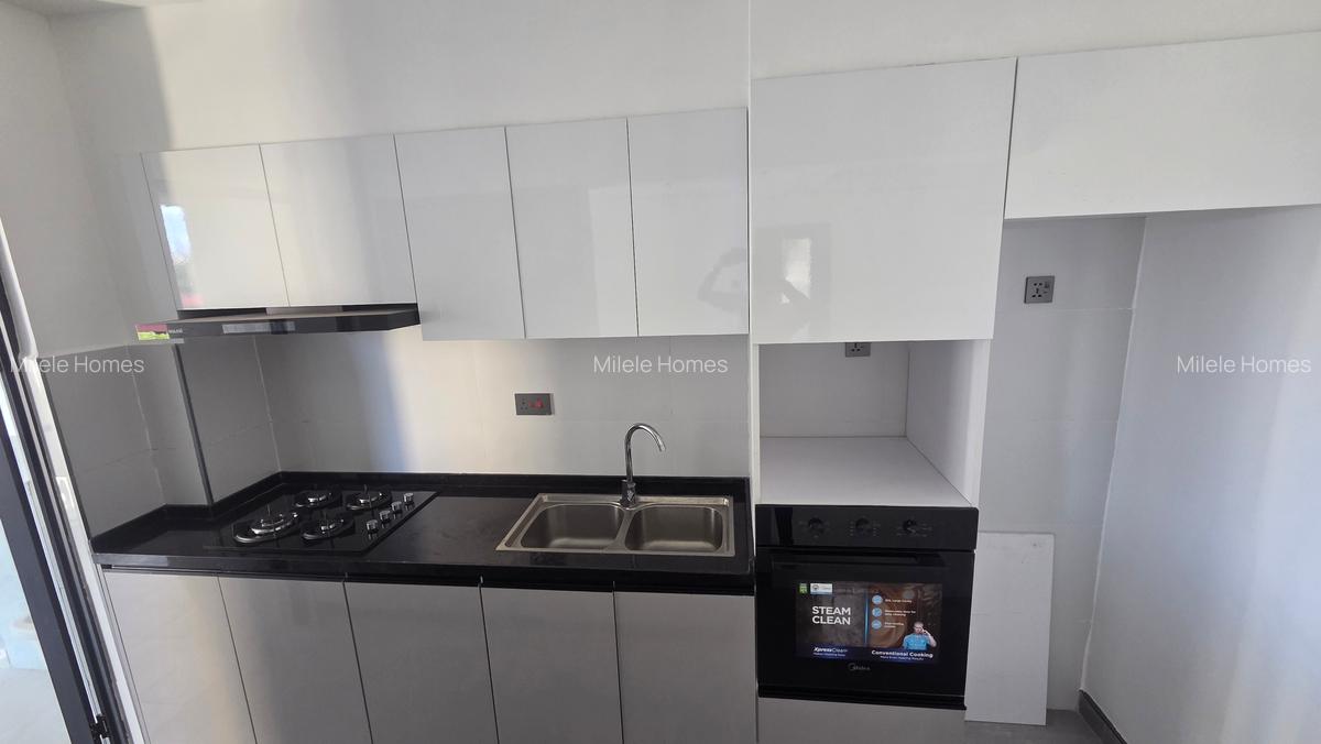 Serviced 2 Bed Apartment with En Suite at Kindaruma Road - 11