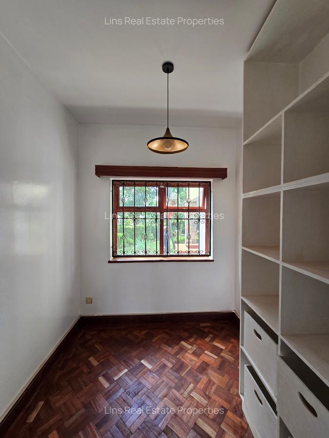 5 Bed Townhouse with En Suite in Runda - 7