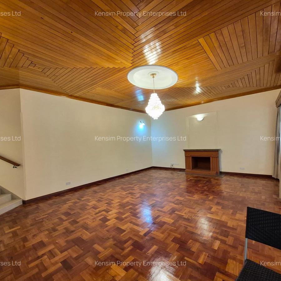 5 Bed House with En Suite in Runda - 8