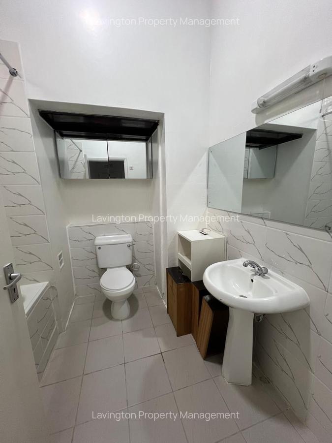 4 Bed House with En Suite at Lavington Green - 18