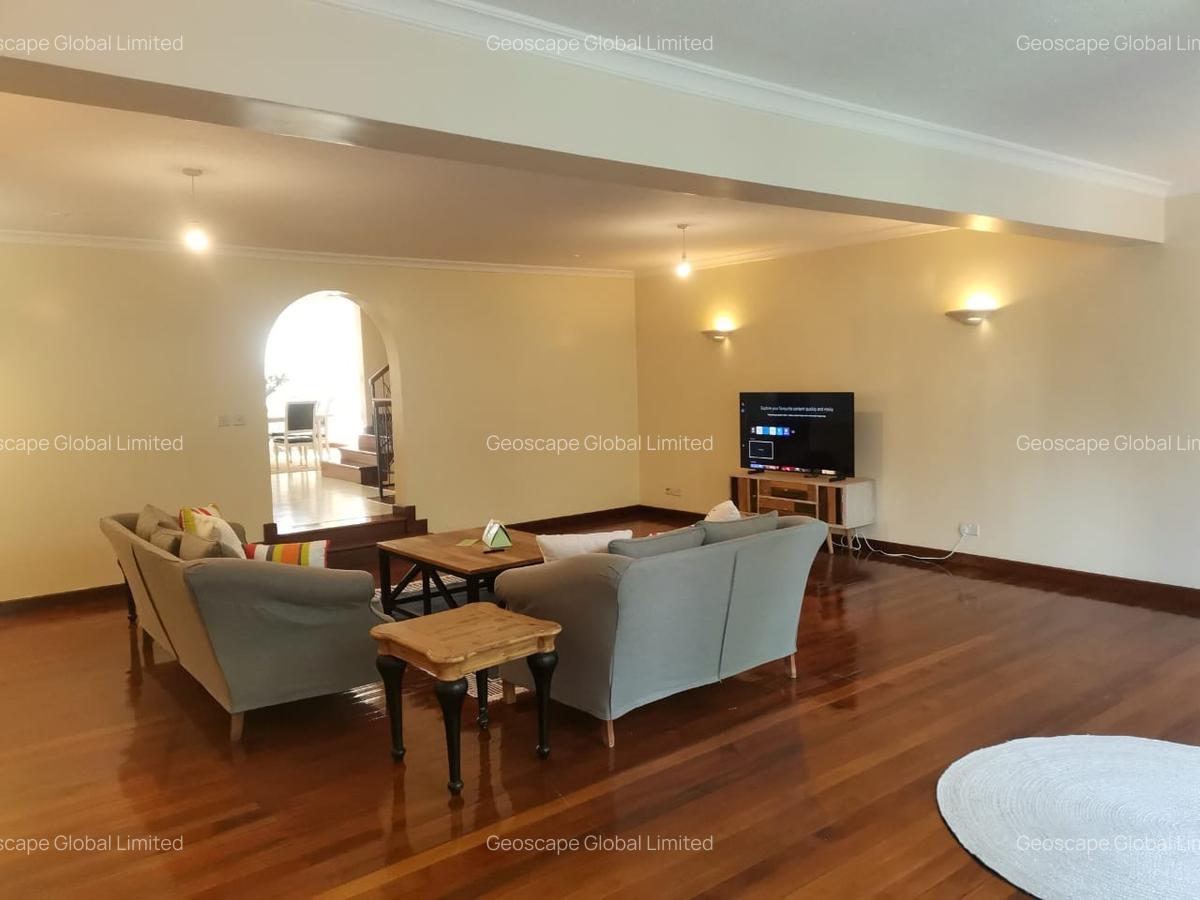 Furnished 3 Bed Apartment with En Suite in Riverside - 1