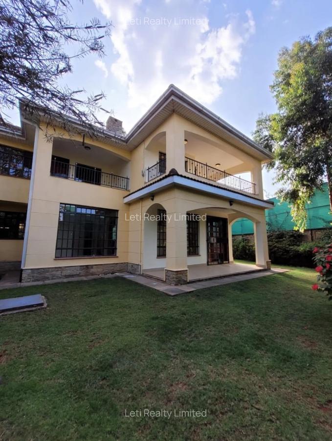4 Bed Townhouse with En Suite in Lavington - 20