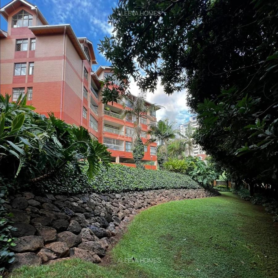 4 Bed Apartment with En Suite in Westlands Area - 14