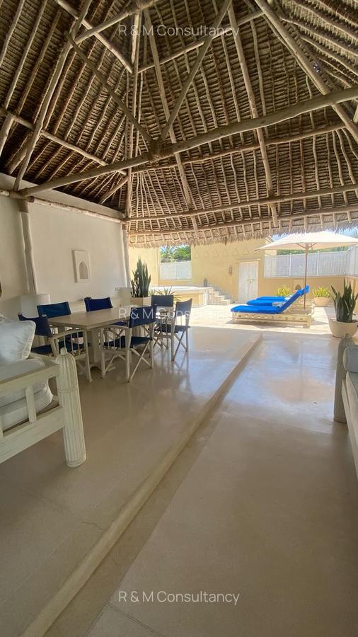 3 Bed Villa with En Suite in Watamu - 14