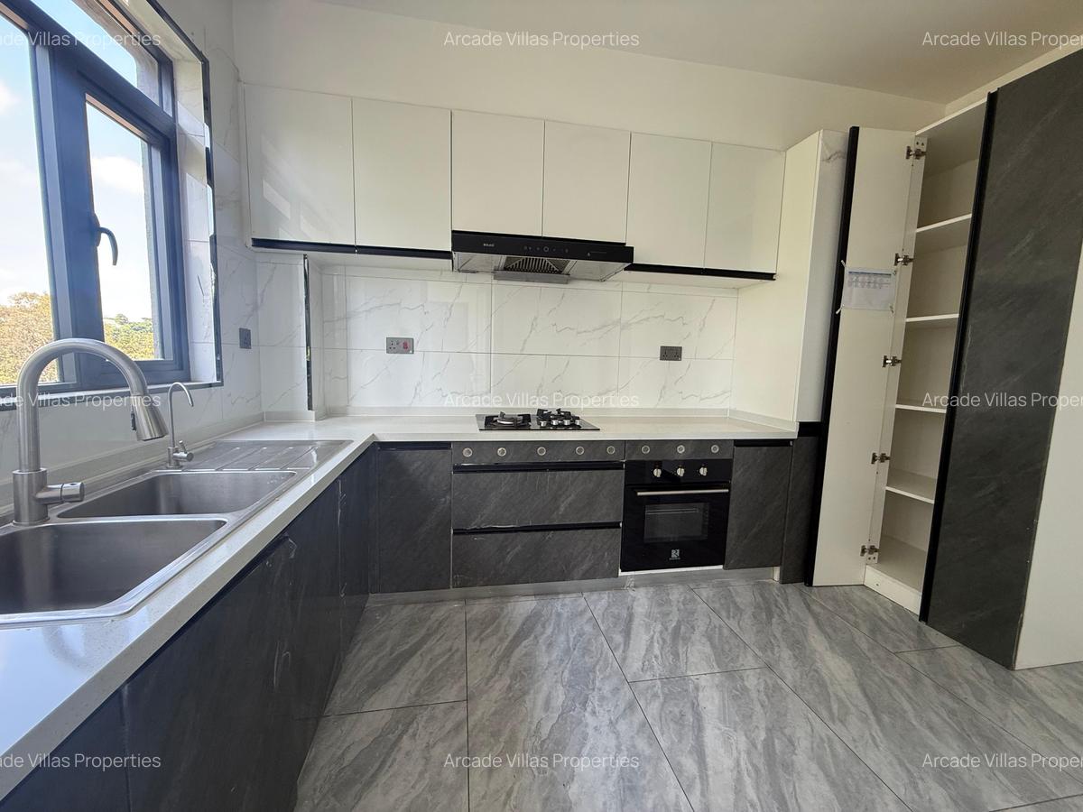 4 Bed Apartment with En Suite in Kileleshwa - 9