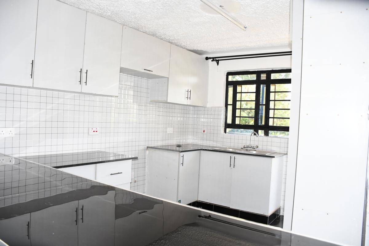 3 Bed Apartment with En Suite at Kanyungu. - 4