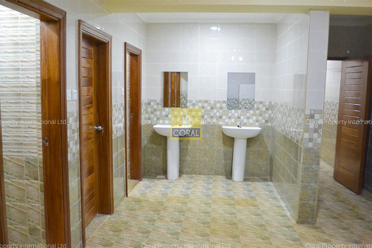 3 Bed Apartment with En Suite in Riara Road - 4