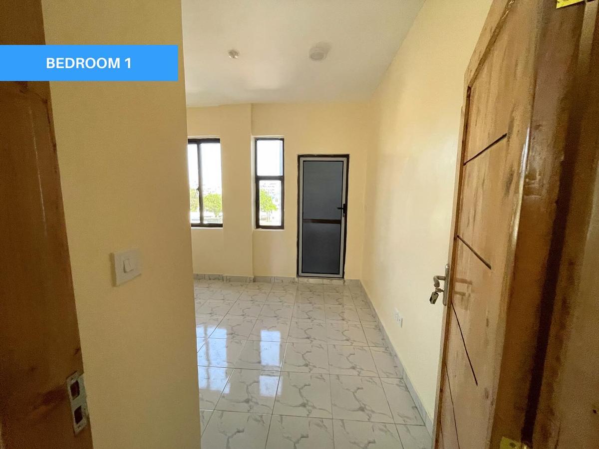 2 Bed Apartment with En Suite in Mombasa Island - 3