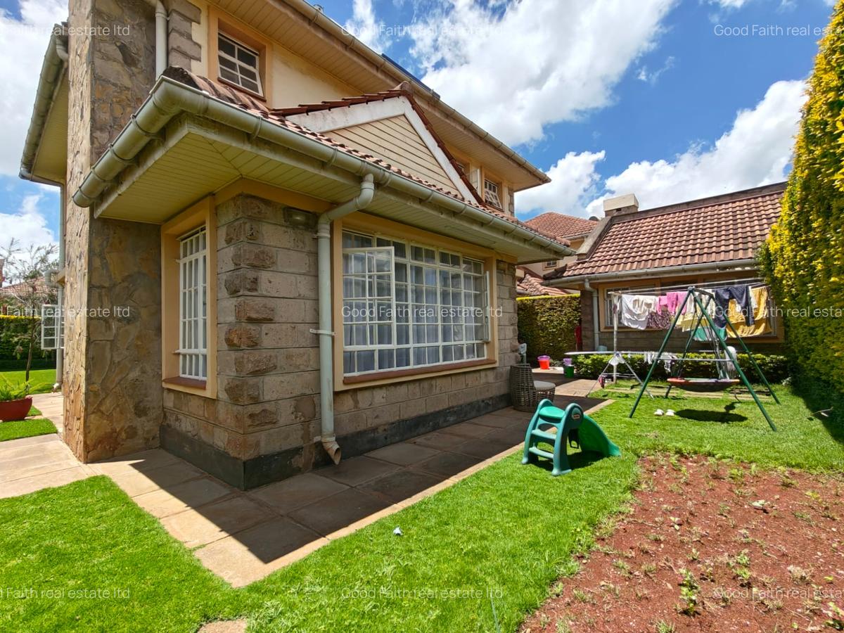 4 Bed Townhouse with En Suite in Kiambu Road - 10