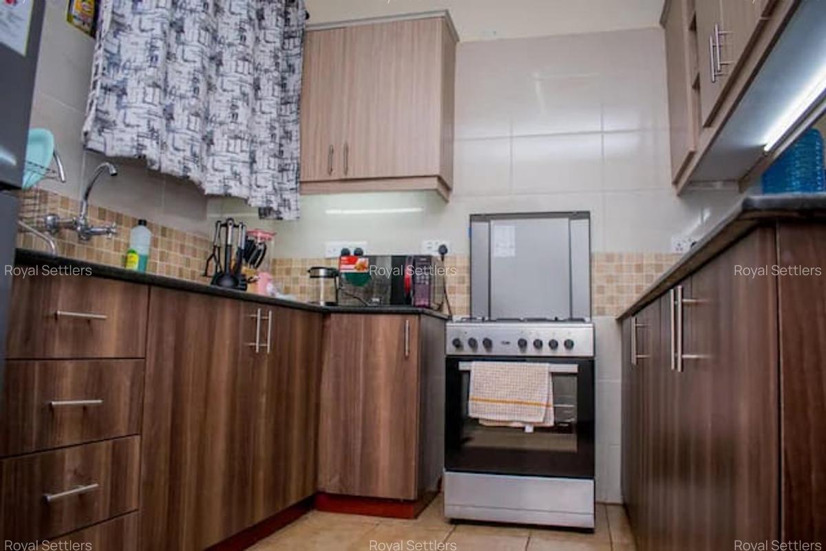 Serviced 1 Bed Apartment with En Suite at Westlands Close - 7