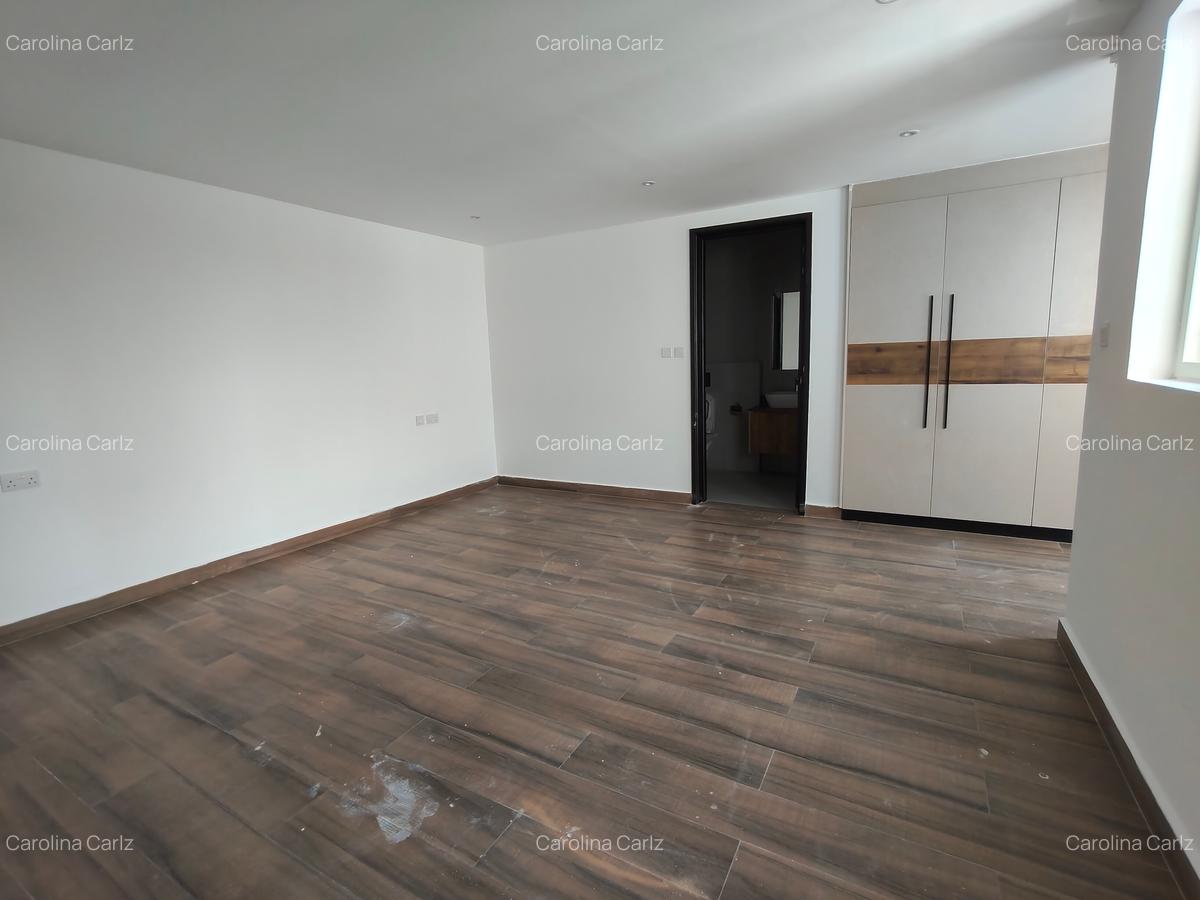 5 Bed Apartment with En Suite at General Mathenge Road - 12