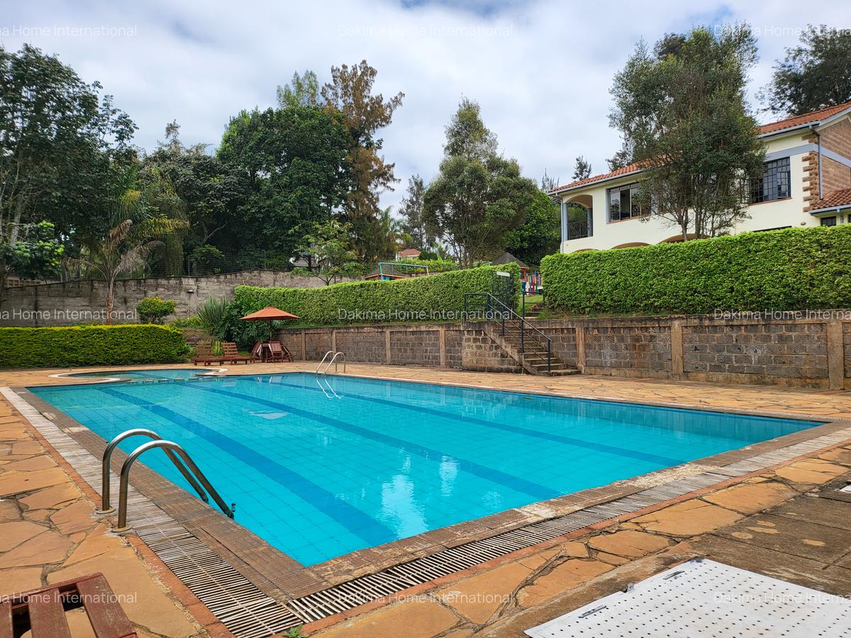 4 Bed Townhouse with En Suite in Rosslyn - 20