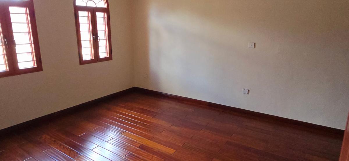 5 Bed Villa with En Suite at Laikipia Road - 13