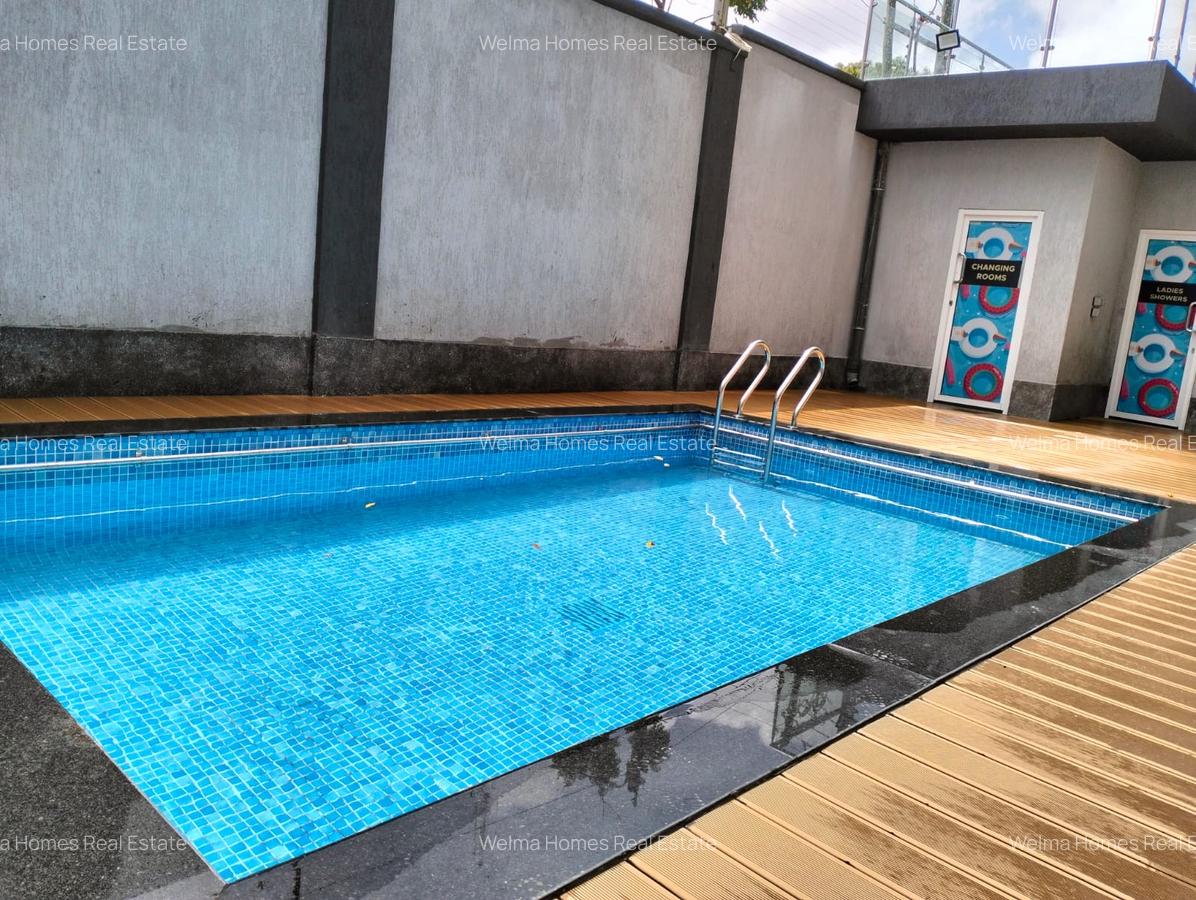 3 Bed Apartment with En Suite in Lavington - 1