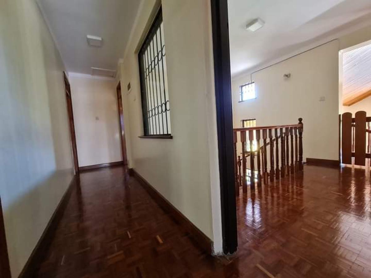 4 Bed House with En Suite in Kitisuru - 3