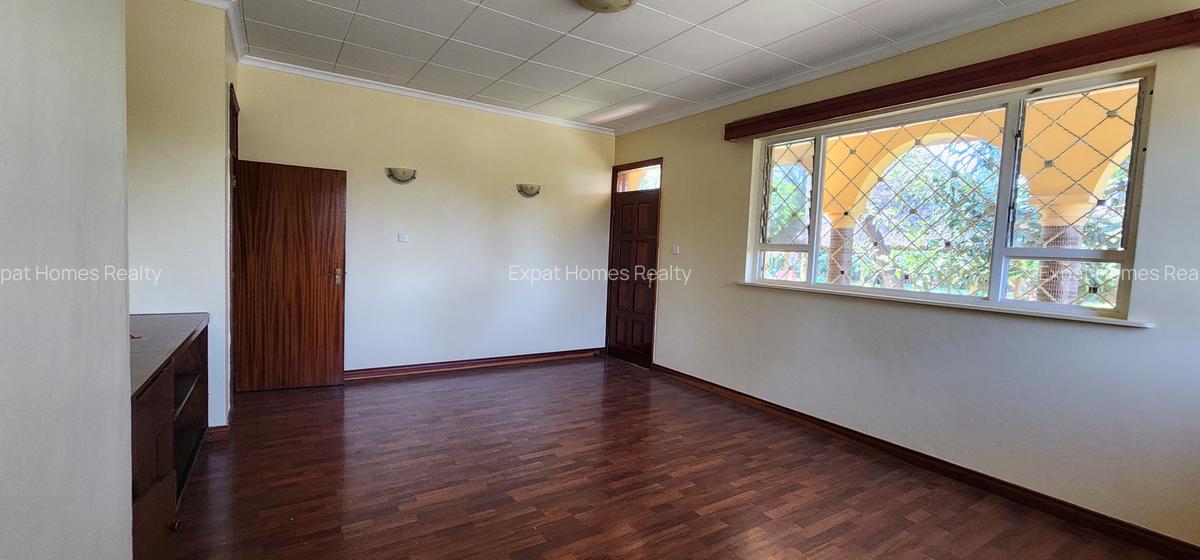 5 Bed House with Staff Quarters in Lavington - 11